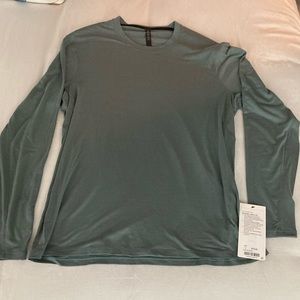 Men’s Lululemon somatic Aero LS shirt